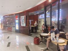 -肯德基(嘉善路地铁站店)