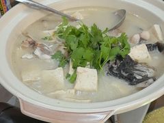 -芦茨金富饭庄·25年老字号·专做稻草鸡