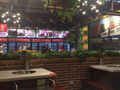 露天位-钢管厂五区小郡肝串串香(蜀都万达店)