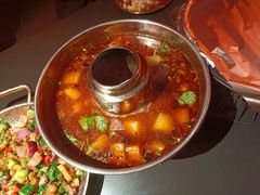 -何师烧烤Pro ·江湖川菜·小龙虾·精酿(太古里旗舰店)