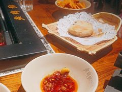 -老牌坊云南鱼豆花火锅(哈西万达店)