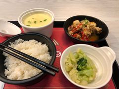 -老娘舅餐厅(黄龙体育中心店)