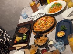 -必胜客(仲盛商城王安宇主题店)