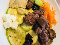 希腊藜麦碗（牛肉）-Moka Bros 摩卡站(西单大悦城店)