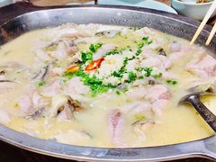 酸菜乌江鱼-川旺角川粤融合菜•海景餐厅(星海广场店)