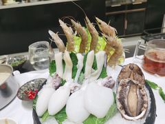 -红鼎豆捞·非遗鲍皇汤火锅(宝丰路店)