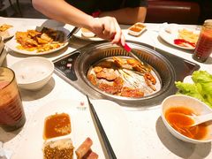 -佰烧海鲜烤肉火锅自助(世茂国际广场店)
