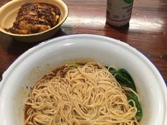 -东三里屯豌杂面