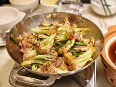 -小菜园新徽菜(镇江丹阳吾悦店)