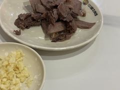 -何永光123鲜牛肉馆(1号店)