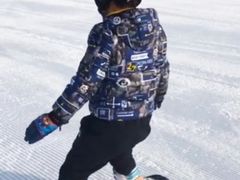 -荣盛康旅野三坡滑雪场