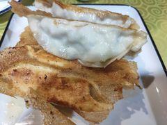 荤锅贴-春水锅贴·传统鲁菜(大明湖店)