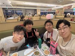 -海底捞火锅(振华广场生日主题店)