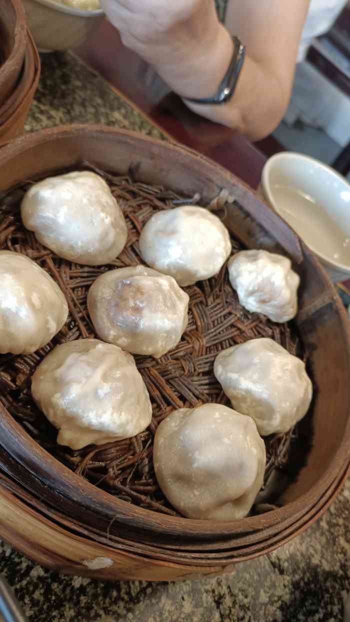 吴盛兴绉纱汤包馆(北寺塔店)