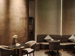 -wineapp葡萄酒餐吧(外滩金融中心店)