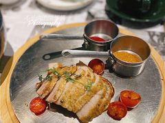 炭烧猪颈肉-小大董·烤鸭(西客站店)
