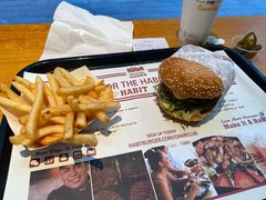-The Habit Burger Grill 哈比特汉堡(复兴soho店)