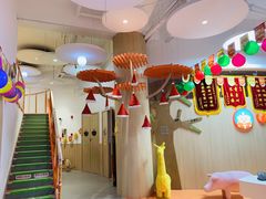 -小门牙好性格托育(北外滩中心)