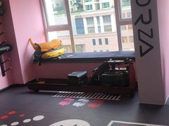 -简·无界健身工作室·运动康复·体态(石厦店)