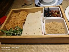-大张烙馍村·美食地标(泉山店)