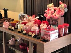 零售区-星巴克(郑州普罗旺世店)