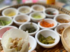 -包整·丝娃娃(一览甲秀楼风景店)