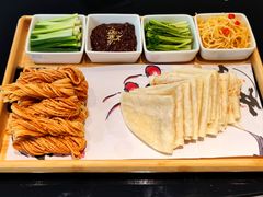 -秦唐一号西安菜馆(钟楼店)