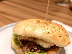 -必胜客(经开万达店)