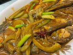 杂拌鱼-小船渔村•大连菜•大连焖鱼(明泽街店)