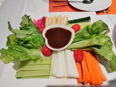 -艾尼巴億餐厅 Aini Bayi Restaurant(曲阳路店)