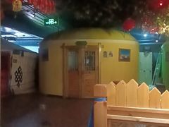 -老阿妈蒙古村·蒙古包·草原文化·歌舞表演(老君堂店)