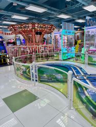 -莫莉幻想儿童乐园(青岛金茂湾店)