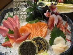 -蟹犇前•帝王蟹雪蟹(陆家嘴店)