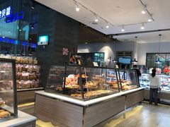 面包甜点陈列柜-巴黎贝甜(大宁国际商业广场店)
