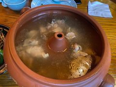 云南名材汽锅鸡&nbsp;/例-丽江金茂凯悦臻选酒店-滇香馆