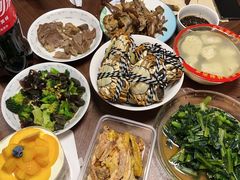 -卡滋贝诺动物奶油生日蛋糕(支塘工匠店)