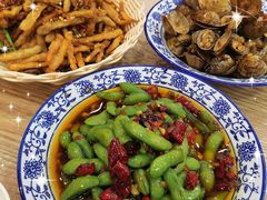 -江城燕子大排档(江汉路步行街店)