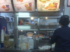 -华莱士·全鸡汉堡(艳粉店)