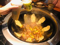 -锅来乐地锅鸡(安亭店)