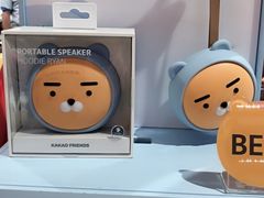 -KAKAO FRIENDS(弘大店)