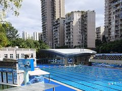 -朱毅育龙游泳俱乐部