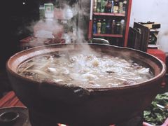 -威邵鸡煲(西华路总店)