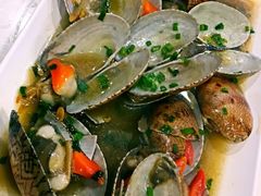 -虾弄弄海派小龙虾·牛羊蝎子火锅