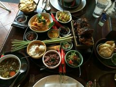 -DiAtas by Art Cafe Bumbu Bali