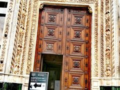 -圣母百花大教堂穹顶