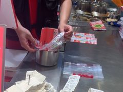 -满巍明生炸鸡架(杭州来福士店)