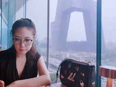 -福楼毕斯罗F Bistronome(国贸商城约会地标景观店)