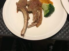 -半岛翡丽海鲜自助餐厅(观风亭店)