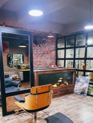 -青木造型HAIR·あおき髪を刈る潮人店