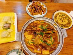 -东来菜馆•手抓海鲜家常菜•海鲜锅贴